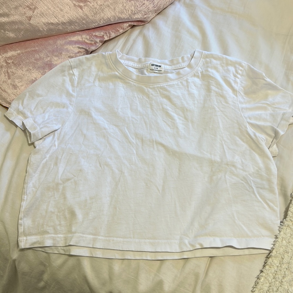 Cotton on white cropped baby tee